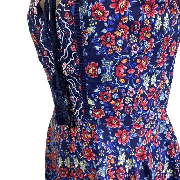 BAND OF GYPSIES Women's size M floral ditzy sleeveless dress hankerchief hem - Picture 4 of 9